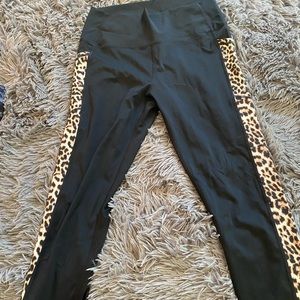 Leopard pocket Brilliant hi rise Capri